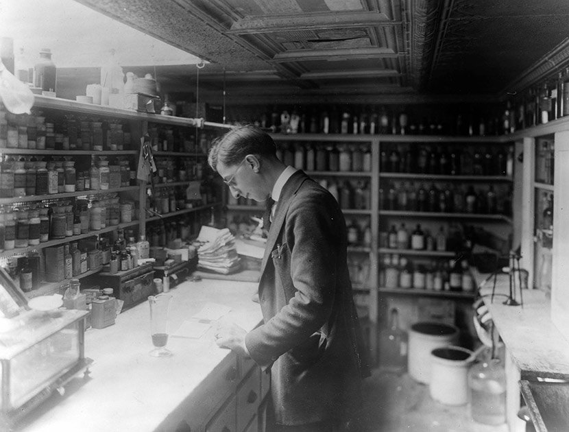 A pharmacist at People’s Drug Store No. 5, at 8th and H Streets, NE, Washington, DC. During the epidemic, residents flocked to druggists to purchase a host of medications for influenza, many of them little more than snake-oil curatives.