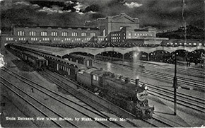 The train entrance to the Kansas City Union Station.