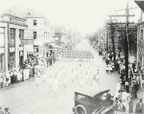 Victory Day parade in downtown Charleston, November 11, 1918.