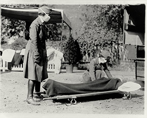 Demonstration at the Red Cross Emergency Ambulance Station in Washington, DC during the influenza epidemic.