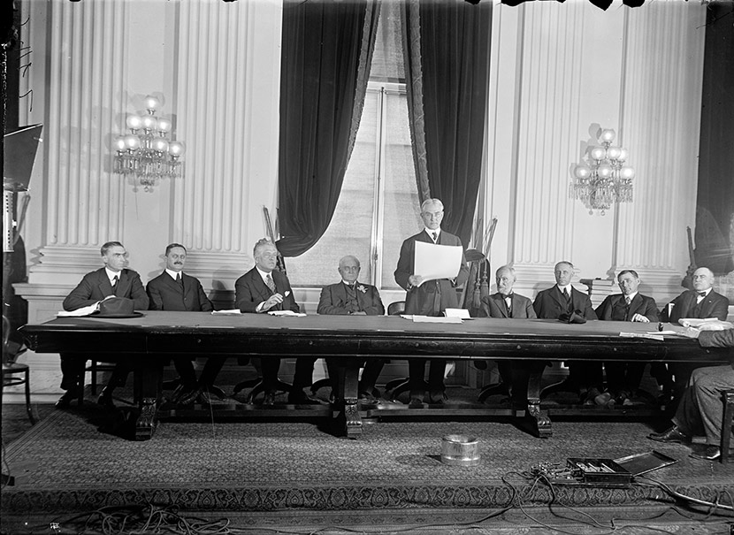 America's Creed Award, April 3, 1918, with School Superintendent C. J. Koch (2nd from left) and Baltimore Mayor James Preston (3rd from left).