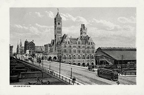 Nashville’s Union Station, located just west of downtown at Broadway and 10th Ave. Built in 1900, the station served passengers traveling aboard the eight rail lines entering the city.